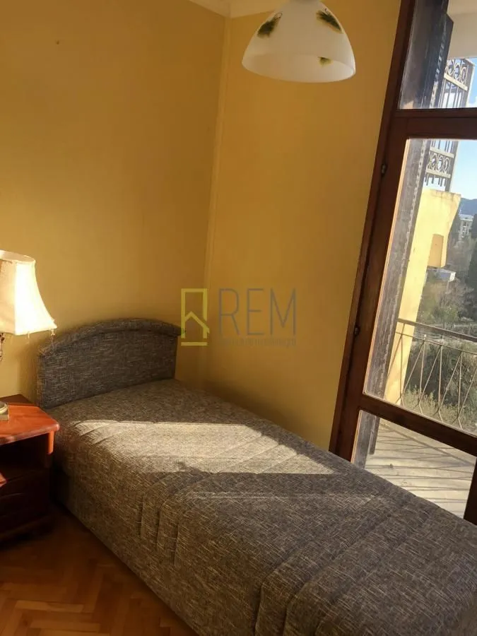 Sale, house, 300m², Šušanj, Bar