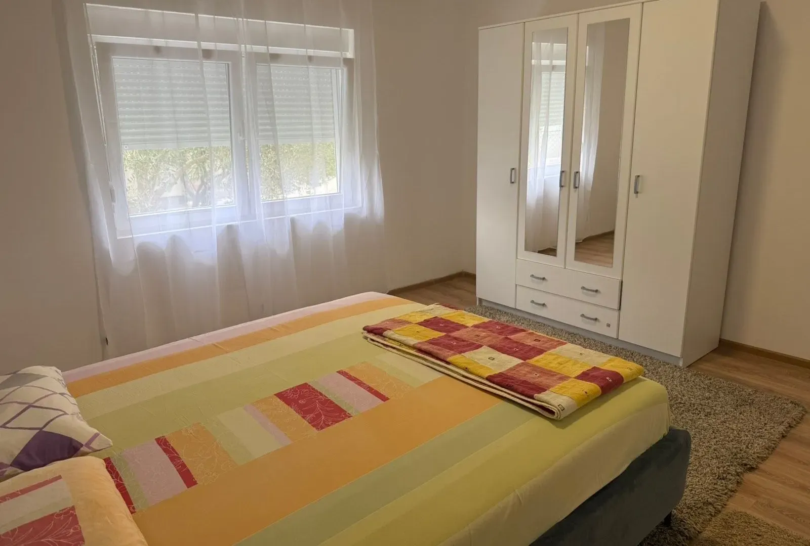 Izdavanje, dvosoban stan, 80m², Bjeliši, Bar