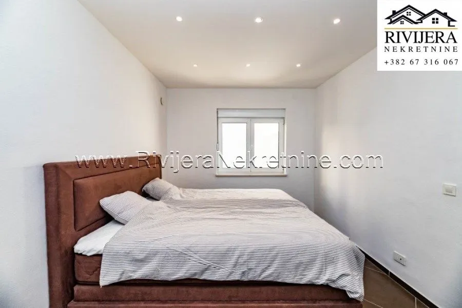 Prodaja, kuća, 297m², Topla, Herceg Novi