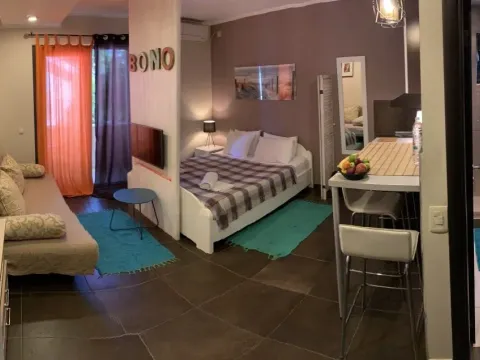 Prodaja, kuća, 280m², Centar, Budva - image 13