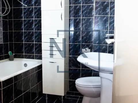 Izdavanje, dvosoban stan, 65m², Drpe Mandića, Podgorica - image 10