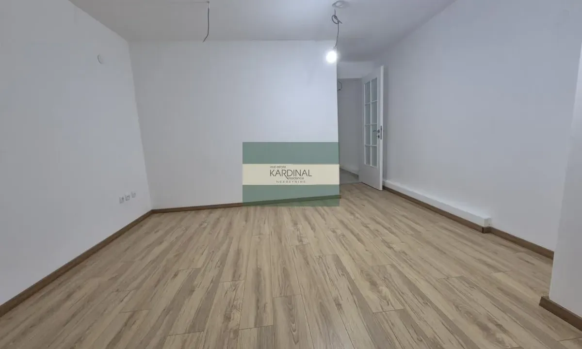 Prodaja, trosoban stan, 83m², Centar, Jagodina
