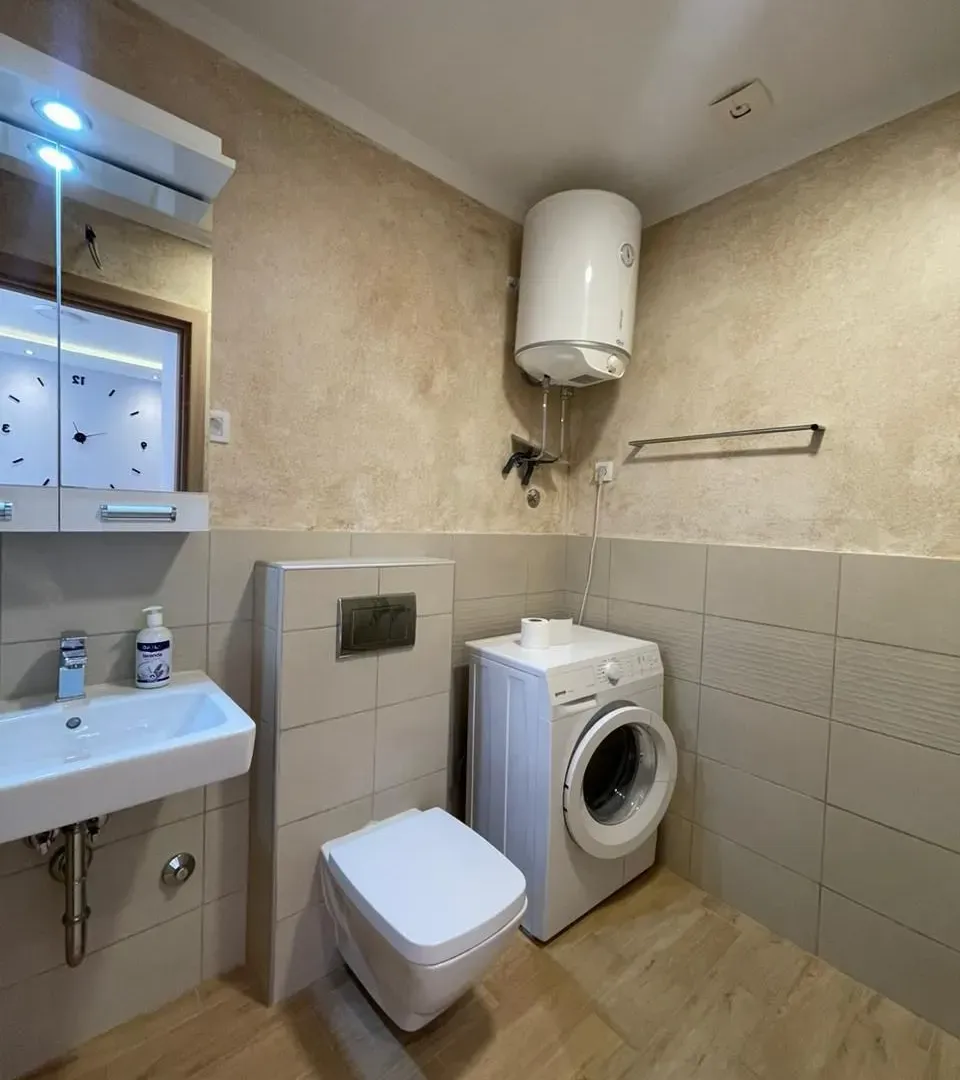 Prodaja, jednosoban stan, 46m², Bijeli Do, Budva