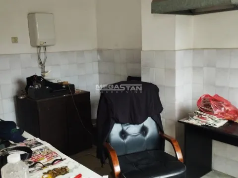 Sale, four bedroom apartment, 165m², Krnjaca, Palilula Sve Podlokacije - image 8