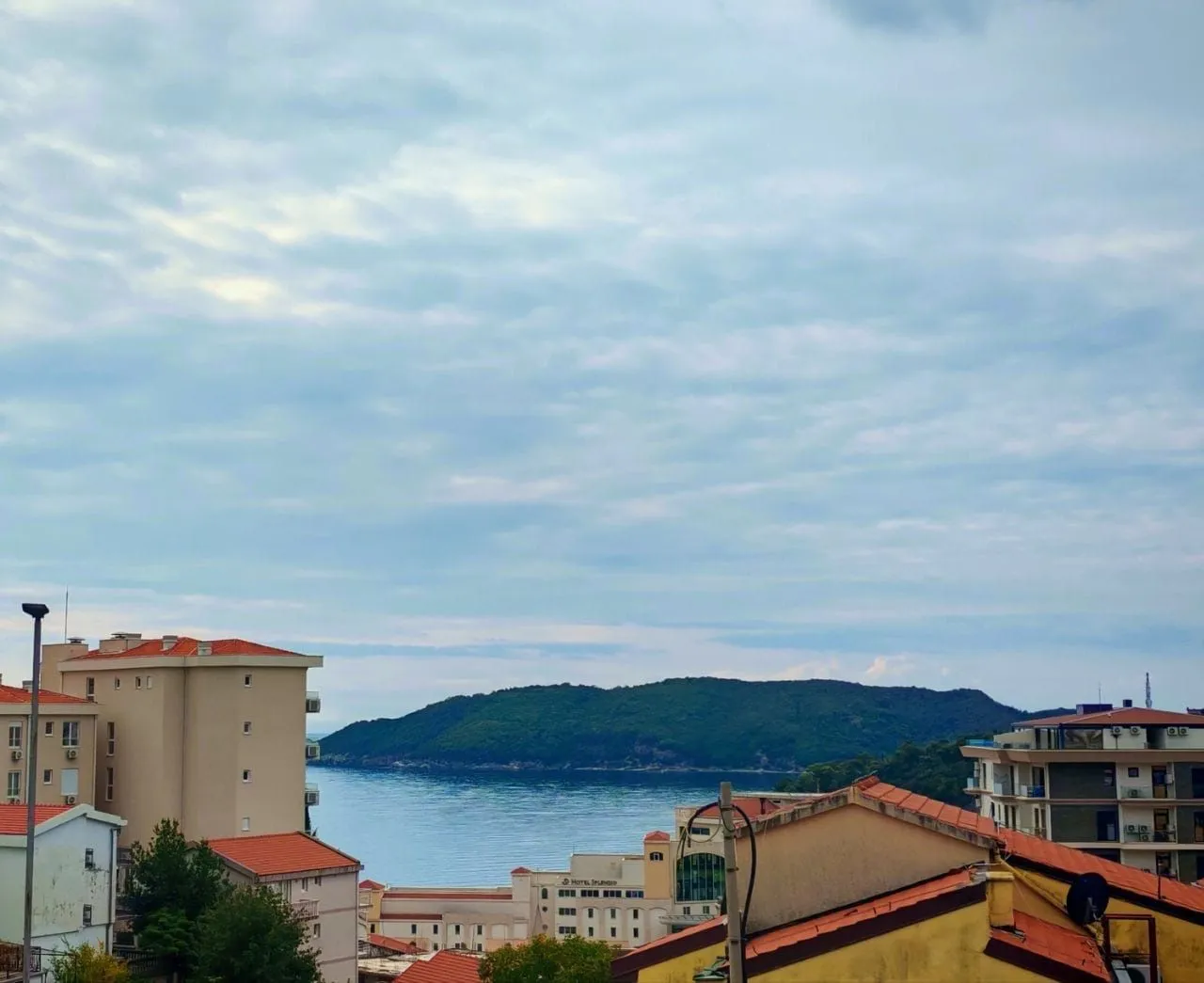 Prodaja, jednosoban stan, 52m², Bečići, Budva