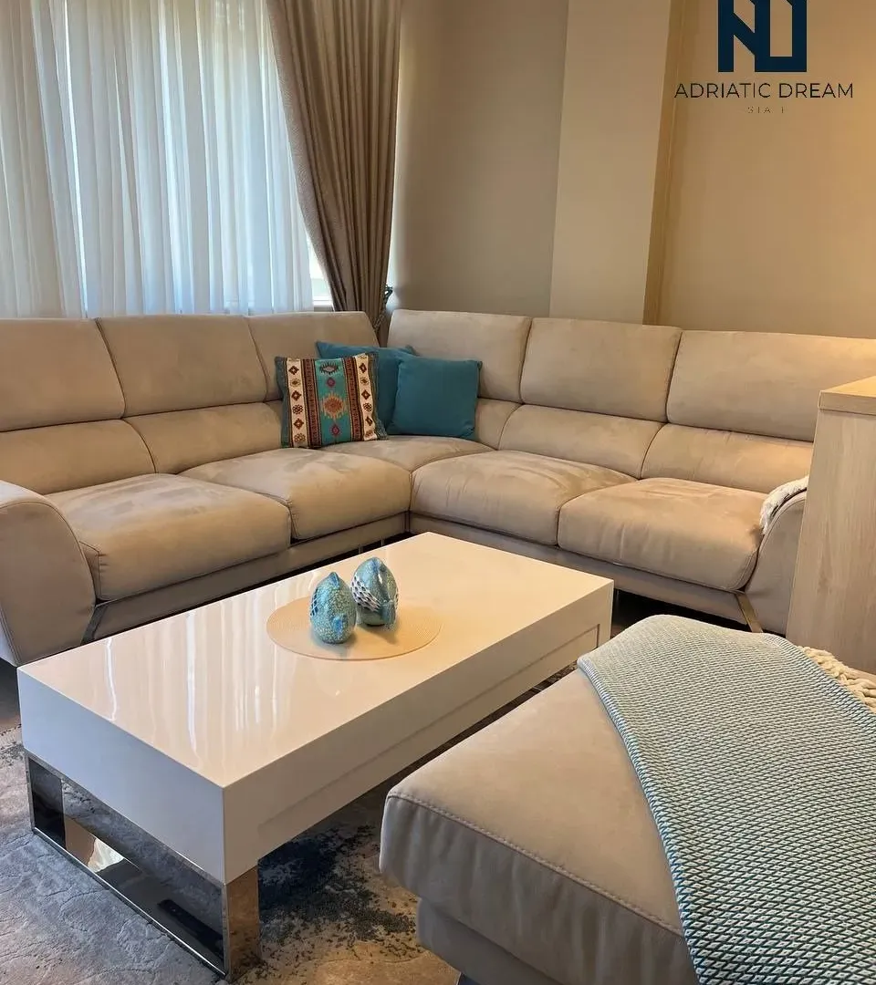 Prodaja, jednosoban stan, 47m², Centar, Budva