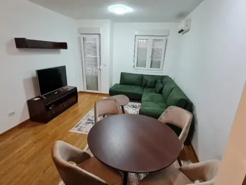 Rent, two bedroom apartment, 68m², City Kvart, Podgorica - image 3
