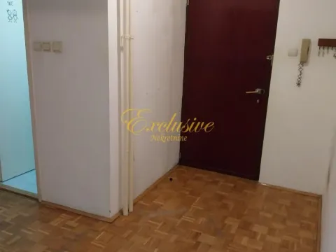 Sale, three bedroom apartment, 85m², Šumice, Beograd