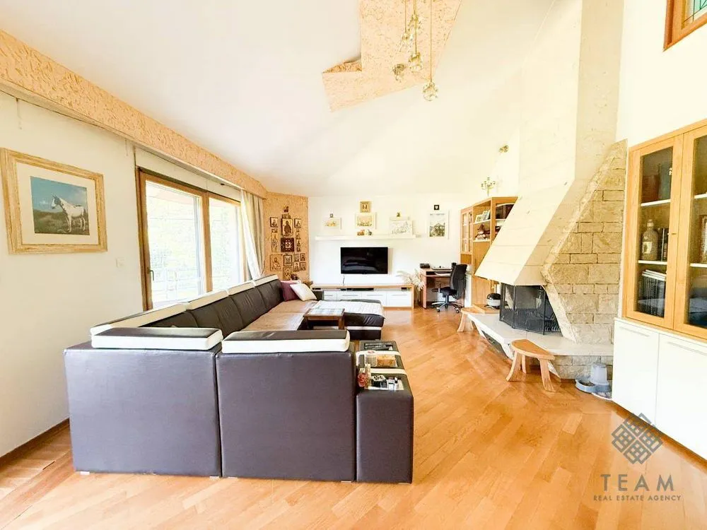 Prodaja, trosoban stan, 136m², Centar, Podgorica
