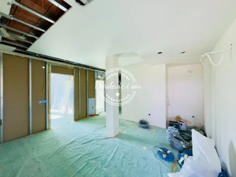 Sale, three bedroom apartment, 260m², Veliki park, Kragujevac - image 6