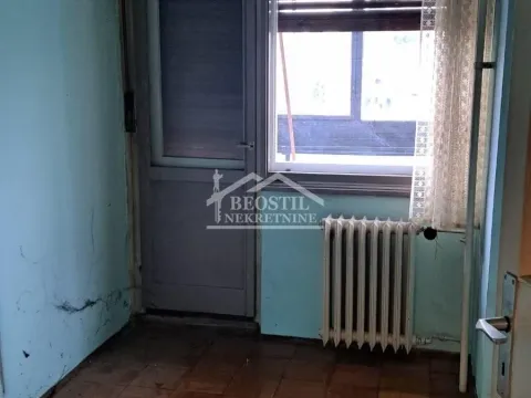 Sale, two bedroom apartment, 65m², Južni Bulevar, Vračar Sve Podlokacije - image 8