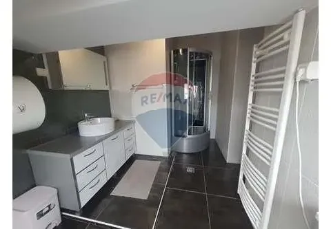 Prodaja, garsonjera, 175m², Gorica C, Podgorica - image 12