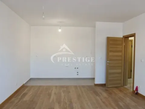 Prodaja, dvosoban stan, 77m², City Kvart, Podgorica - image 5