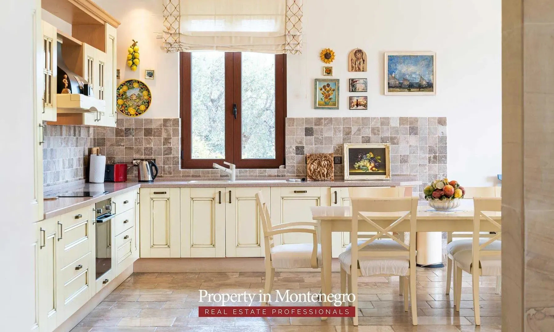 Sale, house, 971m², Petrovac, Budva