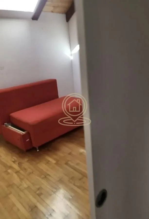 Rent, four bedroom apartment, 85m², Cvetni Trg, Vračar Sve Podlokacije