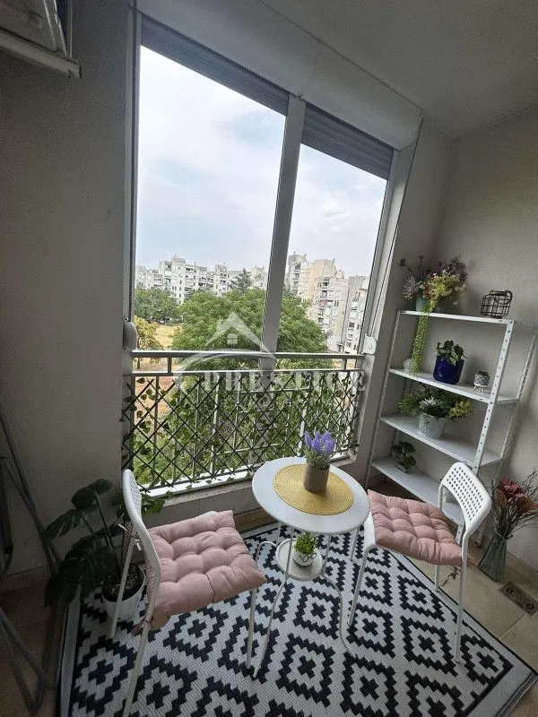 Rent, one bedroom apartment, 45m², Blok 6, Podgorica