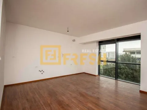 Rent, three bedroom apartment, 106m², Master Kvart, Podgorica - image 5