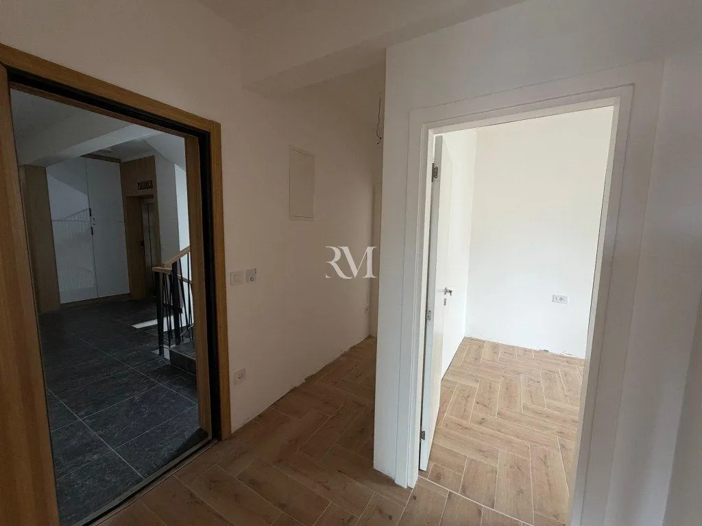 Prodaja, dvosoban stan, 69m², Kava, Tivat