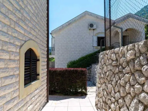 Prodaja, kuća, 278m², Stoliv, Kotor - image 15