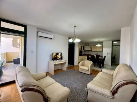 Two Bedroom Apartment for Short Term Rental, 79m2, Centar, Bar