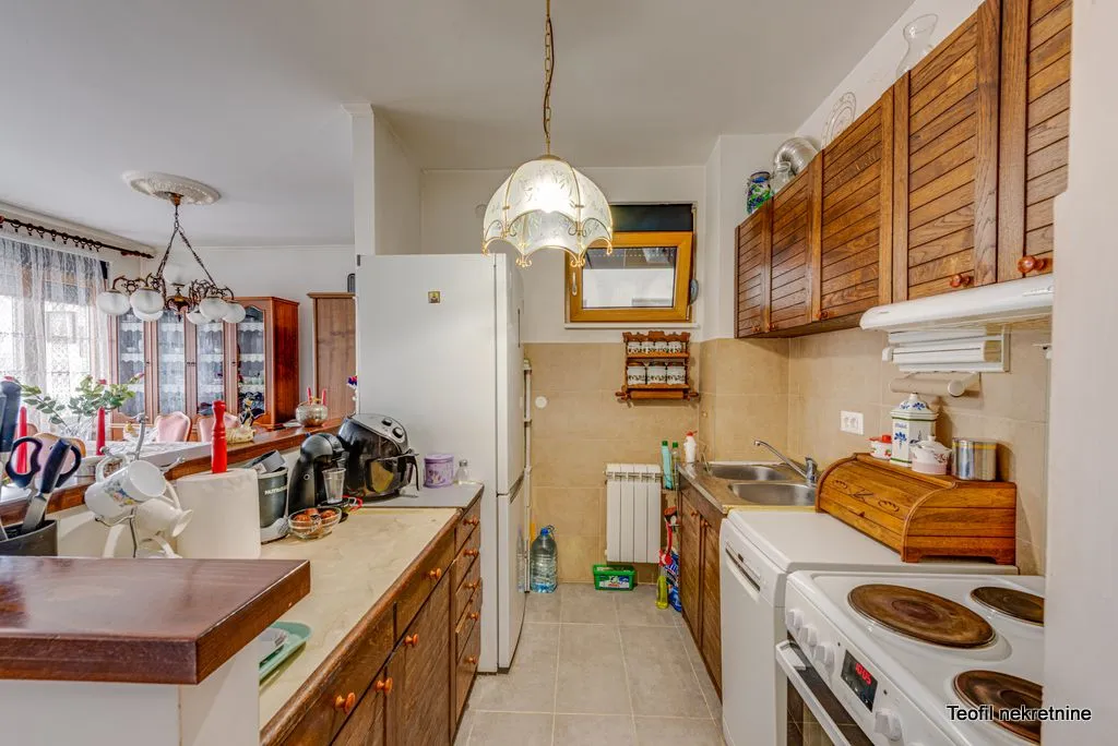 Sale, three bedroom apartment, 81m², Zemun Sve Podlokacije, Beograd