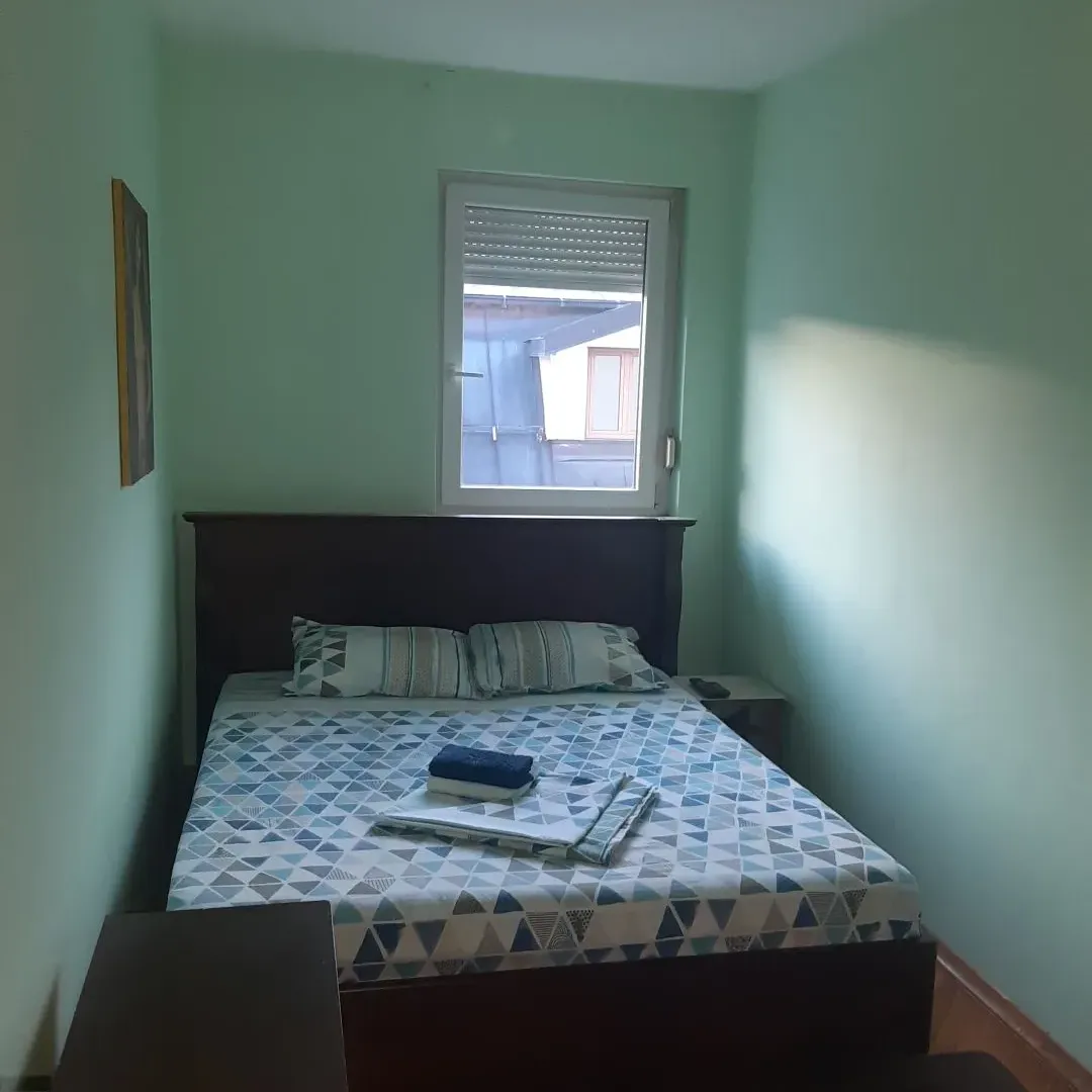 Prodaja, dvosoban stan, 70m², Centar, Cetinje