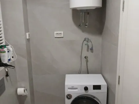 Izdavanje, jednosoban stan, 49m², Central Point, Podgorica - image 8