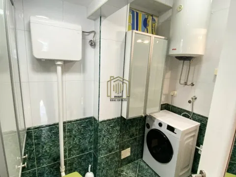 Rent, two bedroom apartment, 95m², Podgorica, Crna Gora - image 8