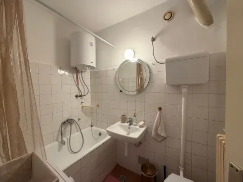 Rent, two bedroom apartment, 41m², Crveni Krst, Beograd - image 7