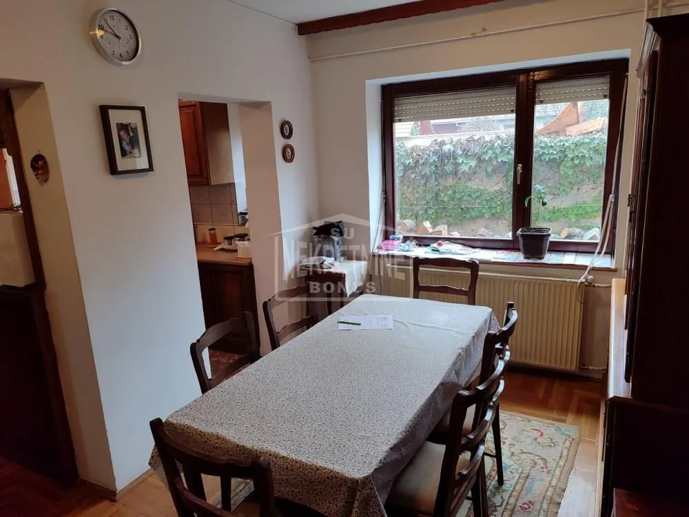 Prodaja, kuća, 270m², Železničko Naselje, Subotica