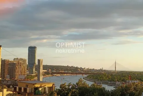 Izdavanje, trosoban stan, 64m², Kosančićev Venac, Beograd - image 13