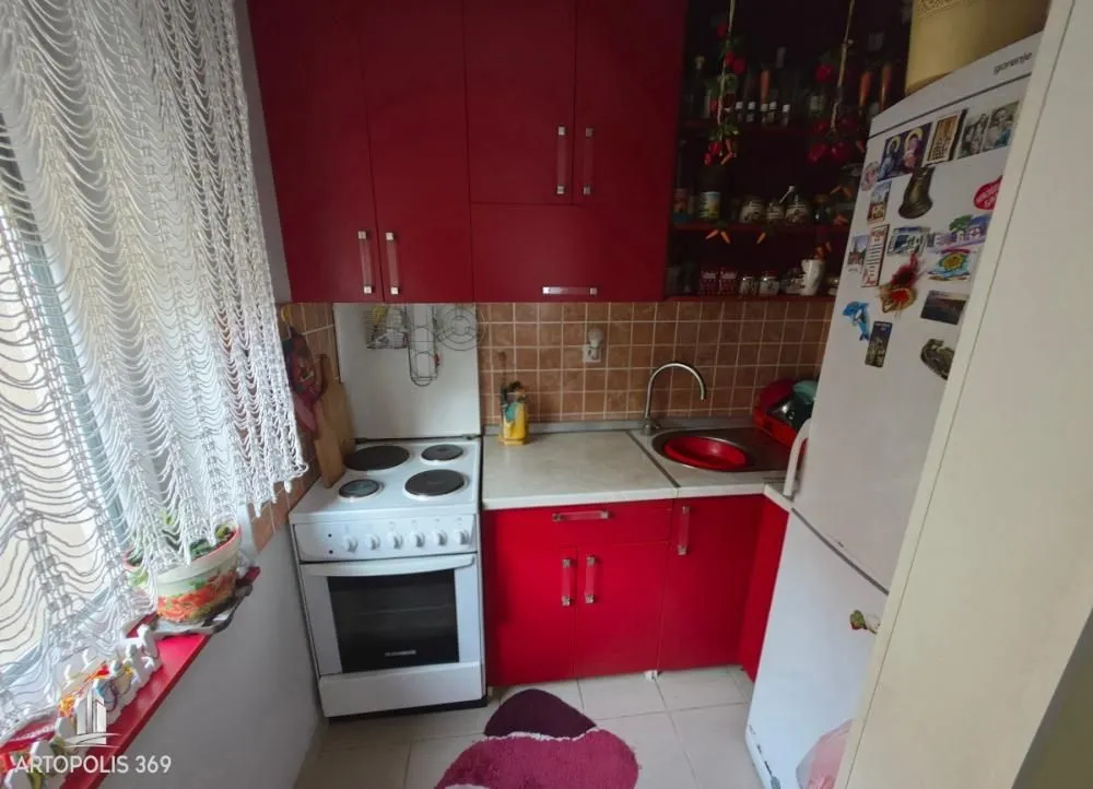 Prodaja, jednosoban stan, 34m², Kneževac, Beograd