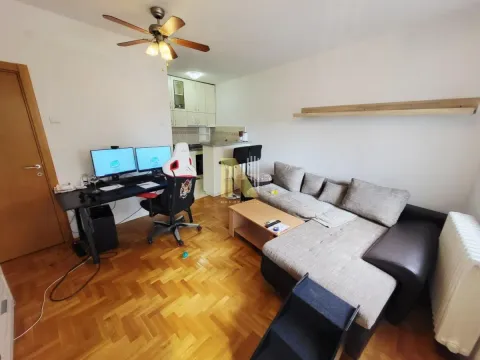 Sale, two bedroom apartment, 47m², Cara Dušana, Novi Sad Sve Podlokacije