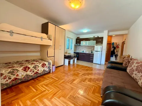 Prodaja, stan, 38m², Donja Lastva, Tivat - image 4