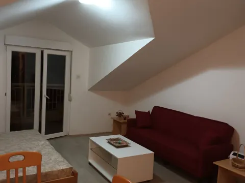 Prodaja, stan, 34m², Budva, Crna Gora - image 1