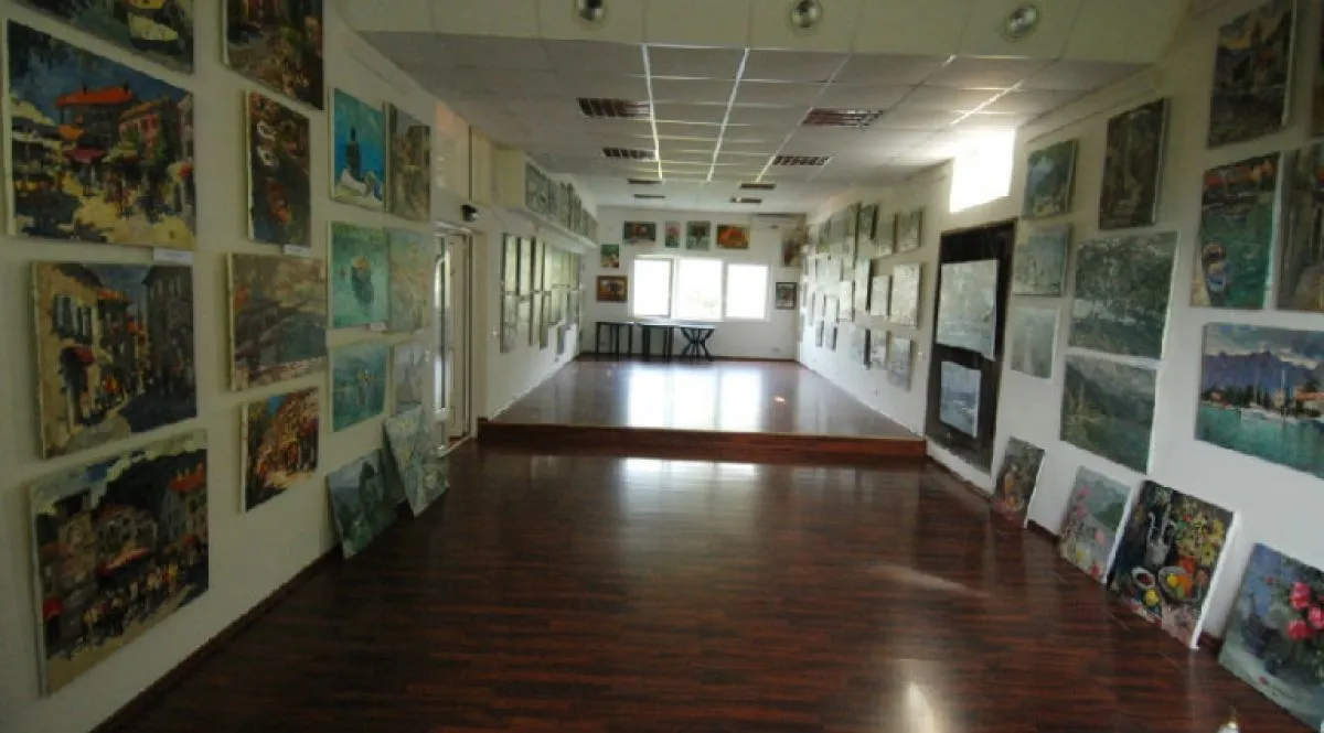 Prodaja, ugostiteljski objekat, 1630m², Stoliv, Kotor