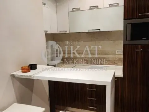 Prodaja, jednosoban stan, 47m², Centar, Zlatibor - image 2