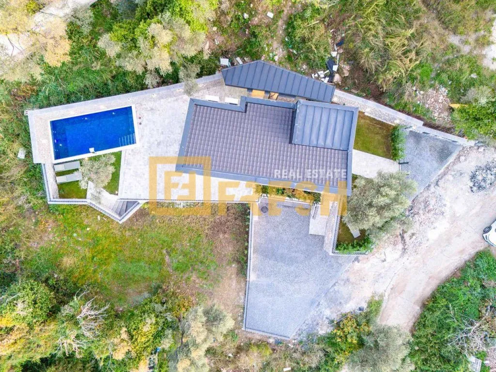 Sale, house, 240m², Budva, Crna Gora