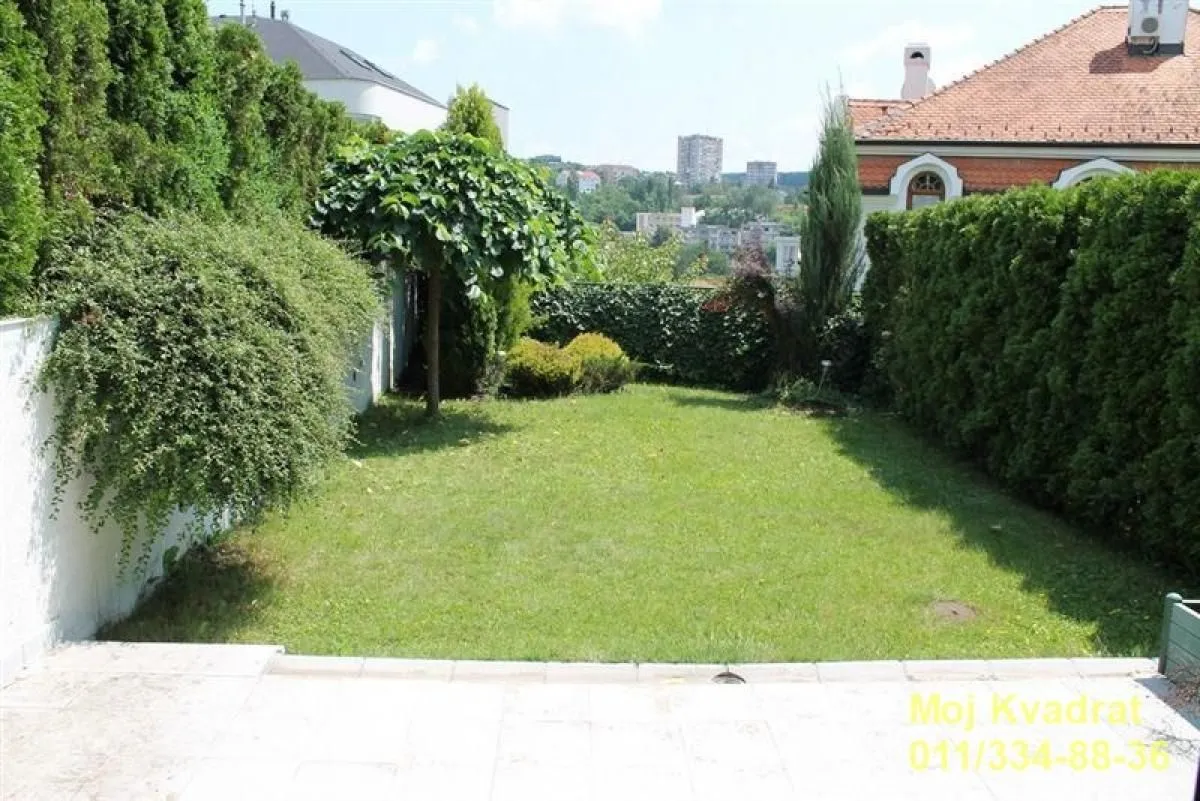 Izdavanje, kuća, 215m², Savski Venac, Beograd