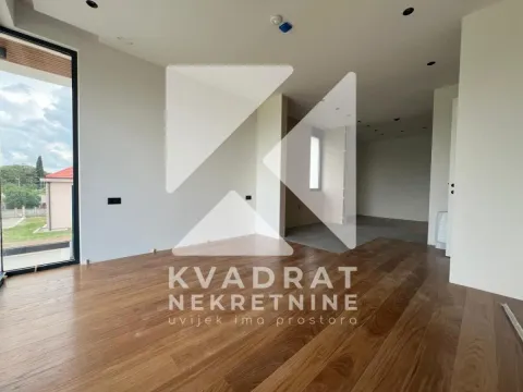 Sale, house, 230m², Gornja Gorica, Podgorica - image 8