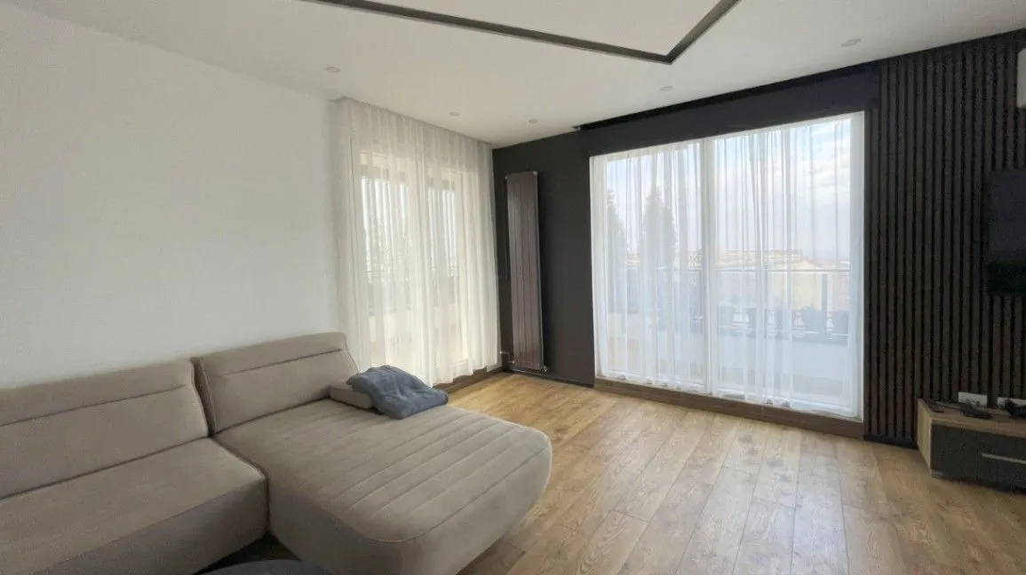 Prodaja, trosoban stan, 103m², Loznica, Srbija