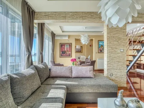 Sale, four bedroom apartment, 190m², Rozino, Budva - image 9