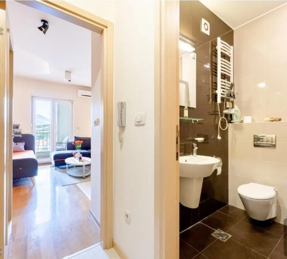 Rent, studio apartment, 29m², Blok 6, Podgorica