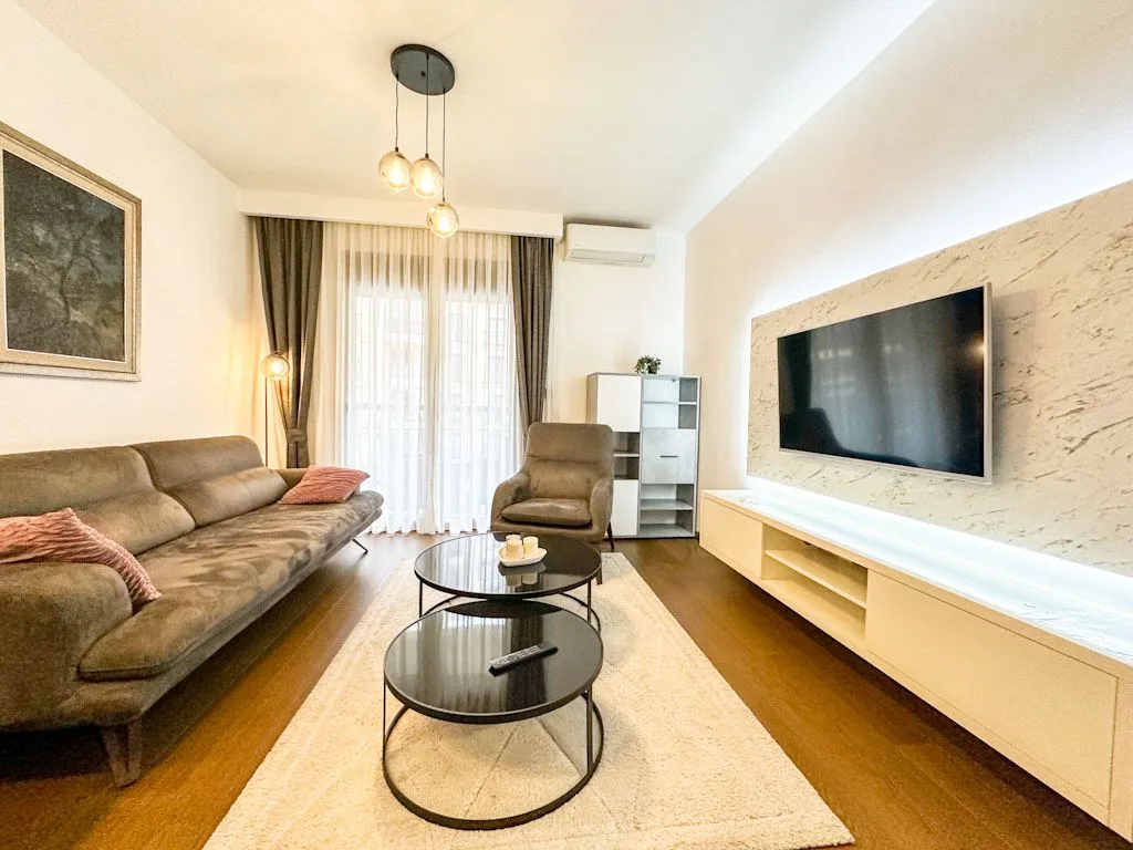 Izdavanje, jednosoban stan, 48m², Ljubović, Podgorica