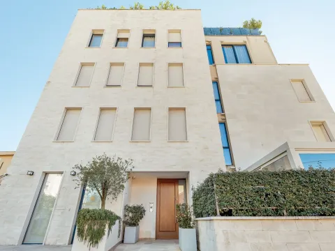 Sale, two bedroom apartment, 103m², Centar, Tivat - image 17