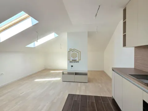 Prodaja, jednosoban stan, 52m², Tološi, Podgorica - image 3