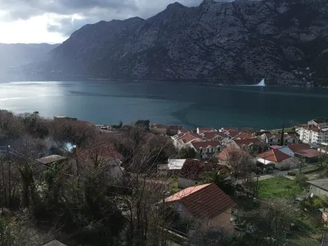 Prodaja, plac, 425m², Risan, Kotor - image 2