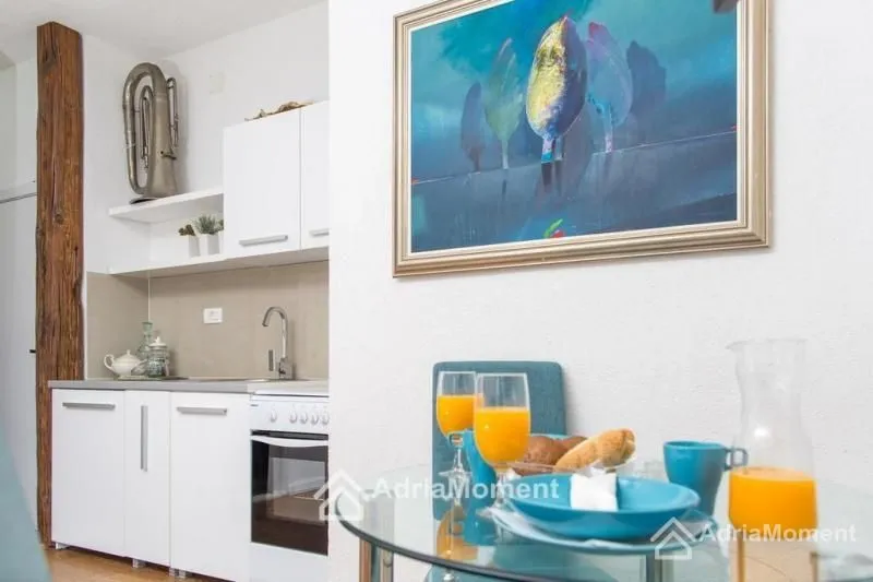 Prodaja, kuća, 170m², Krašići, Tivat