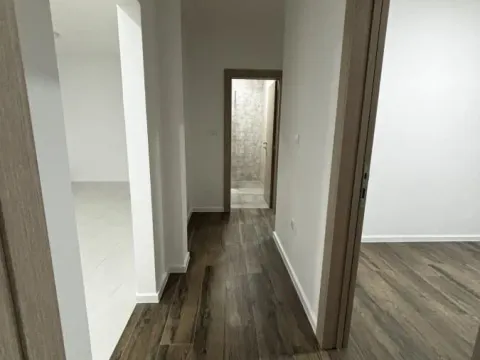 Izdavanje, trosoban stan, 65m², Vidovdansko naselje, Novi Sad Sve Podlokacije - image 8