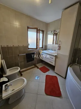 Rent, house, 216m², Dalmatinska ulica, Podgorica - image 18